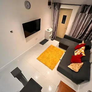 Apartment Cerrkuss, London